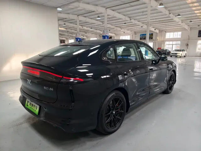 IM Motors LS6 — Фото автомобиля 4