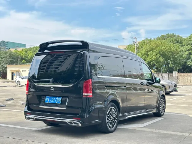 Mercedes-Benz V-Class — Фото автомобиля 15