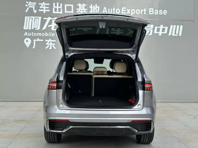 Geely Xingyue L — Фото автомобиля 17