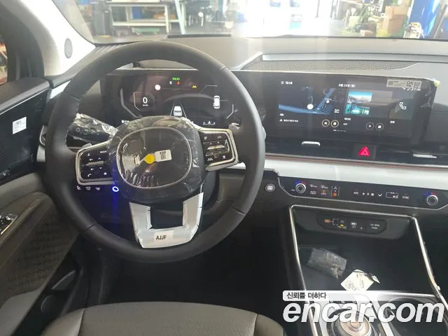 Kia Carnival Generation 4 — Фото автомобиля 8