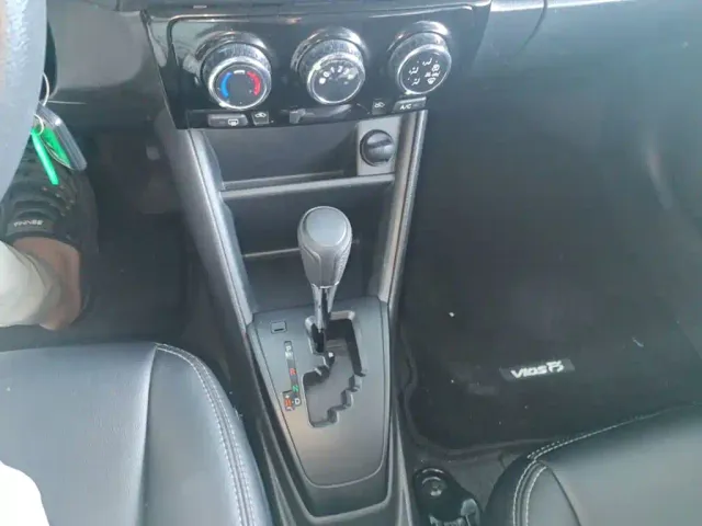 Toyota Vios FS — Фото автомобиля 13
