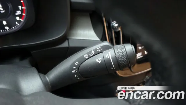 Вольво XC40 B4 Inscription — Фото автомобиля 17