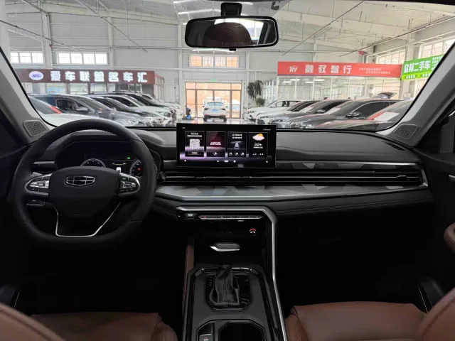 Geely Vision X6 — Фото автомобиля 14