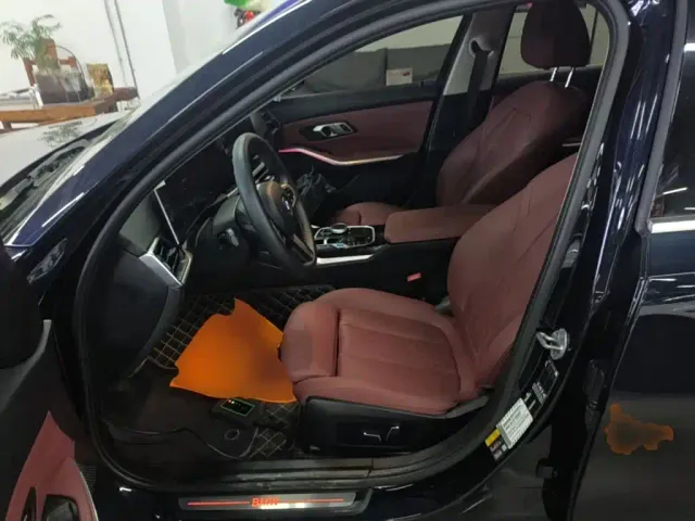 BMW i3 — Фото автомобиля 14