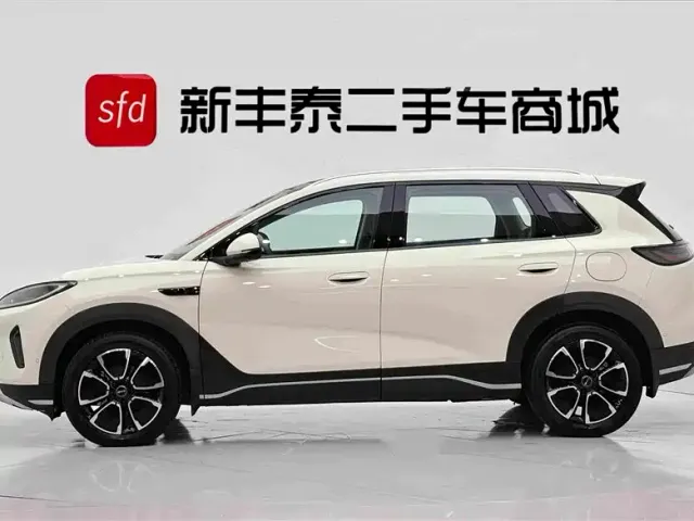 BYD Seal 05 DM-i — Фото автомобиля 4