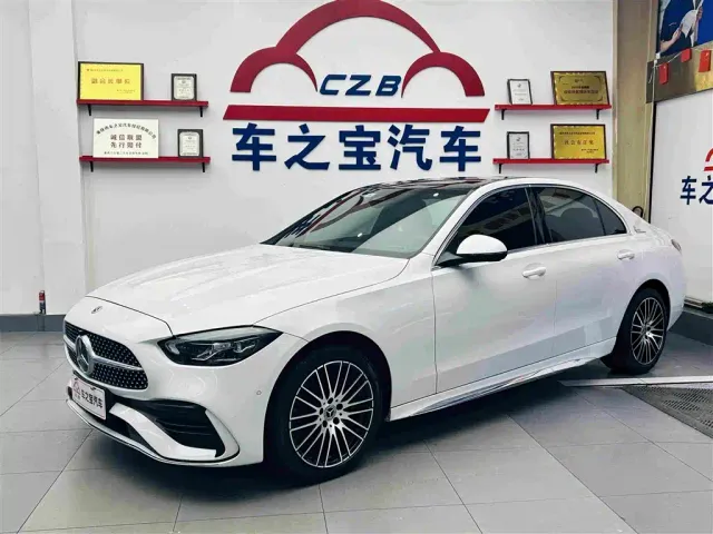Mercedes-Benz C-Class — Фото автомобиля 2