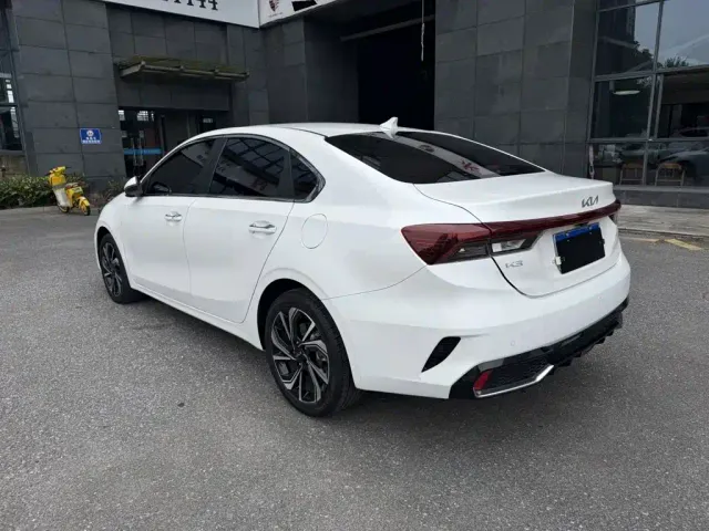 Kia K3 — Фото автомобиля 6