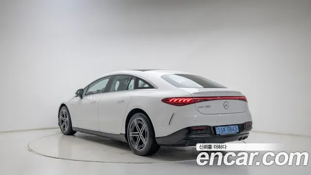 Mercedes-Benz EQS — Фото автомобиля 2