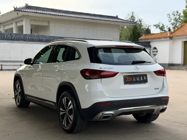Mercedes-Benz GLA-Class — Фото автомобиля 14