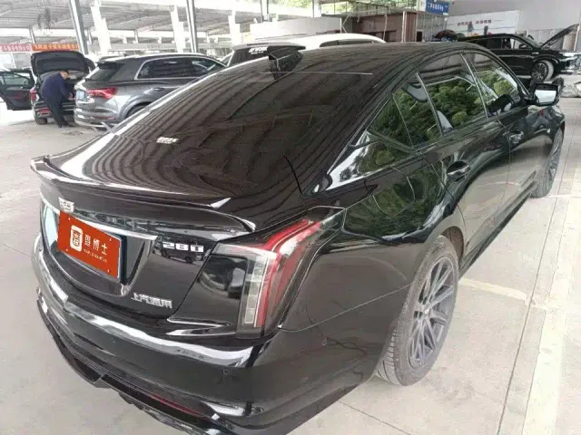 Cadillac CT5 — Фото автомобиля 4