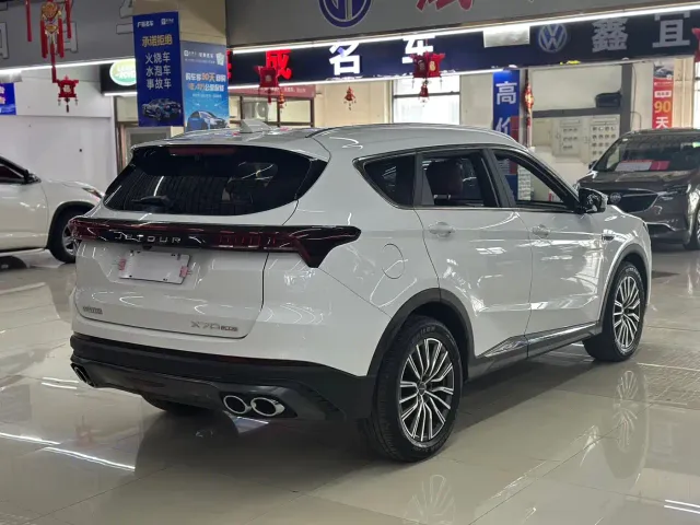 Jetour X70 Plus — Фото автомобиля 9