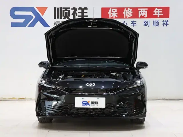 Toyota Camry — Фото автомобиля 18