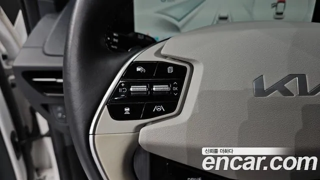 Kia EV6 — Фото автомобиля 16