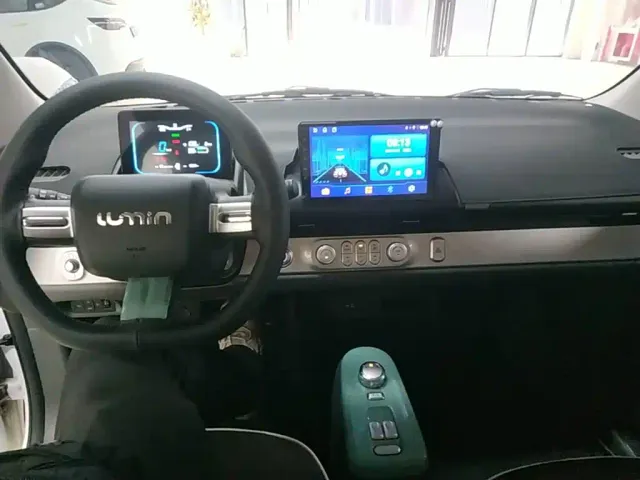 Changan Lumin — Фото автомобиля 9