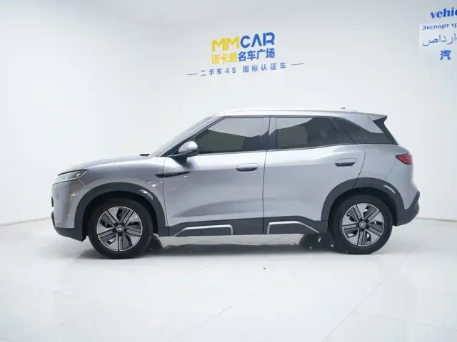 BYD Yuan UP — Фото автомобиля 10