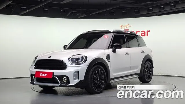 Фотография автомобиля — MINI Countryman