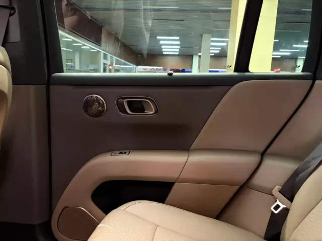 Li Auto i6 — Фото автомобиля 15