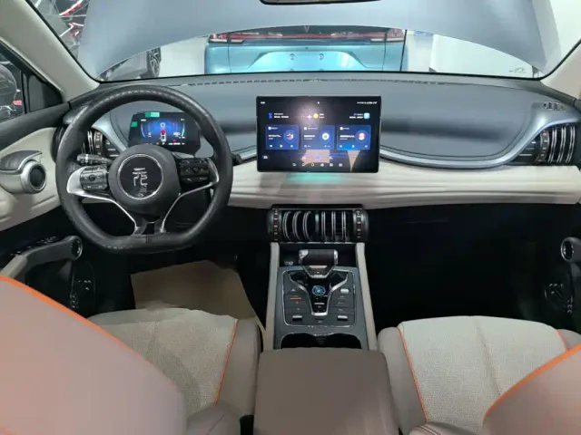 BYD Yuan PLUS — Фото автомобиля 9