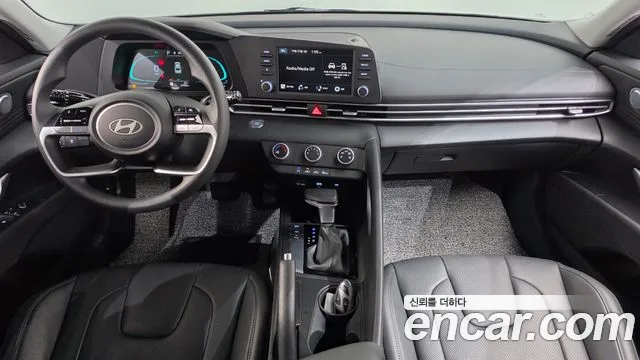 Hyundai Avante — Фото автомобиля 10