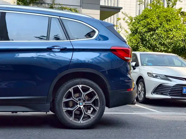 BMW X1 — Фото автомобиля 18
