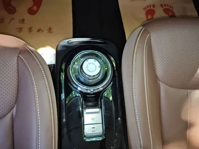 Wuling Bingo — Фото автомобиля 13