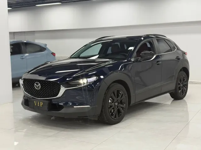 Фотография автомобиля — Mazda CX-30