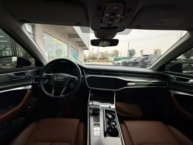 Audi A6L — Фото автомобиля 11