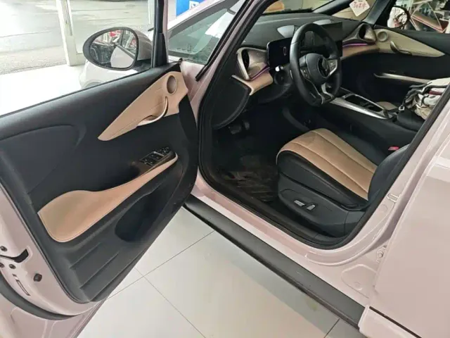 BYD Dolphin — Фото автомобиля 15