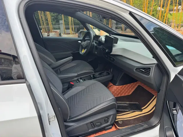 Volkswagen ID.3 — Фото автомобиля 11
