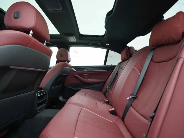 BMW 5 Series — Фото автомобиля 20