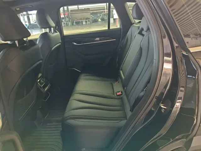 Geely Xingyue L — Фото автомобиля 16