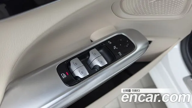 Mercedes-Benz C-Class — Фото автомобиля 29