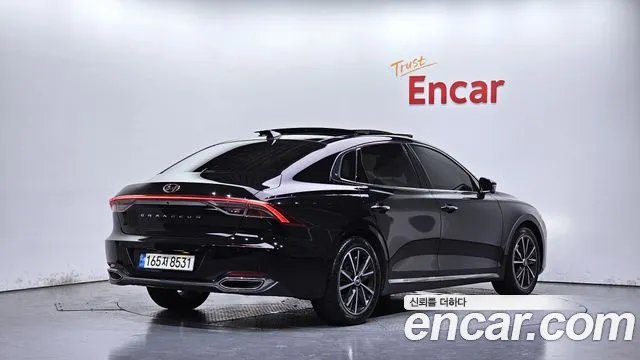 Hyundai Grandeur Новый Grandeur IG — Фото автомобиля 2