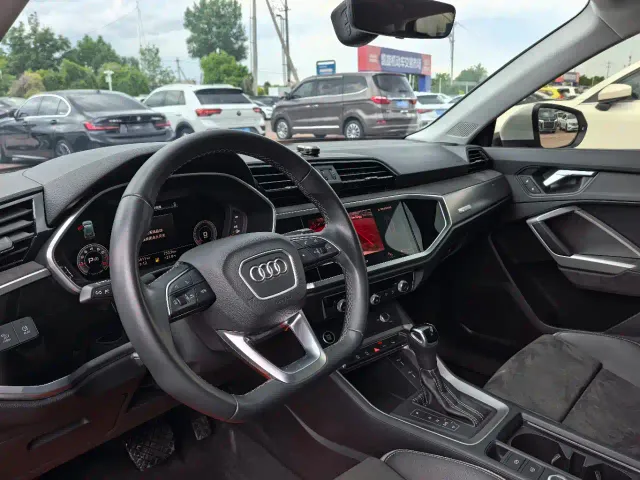 Audi Q3 — Фото автомобиля 7