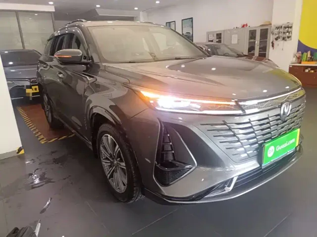 Changan CS75 Plus — Фото автомобиля 3