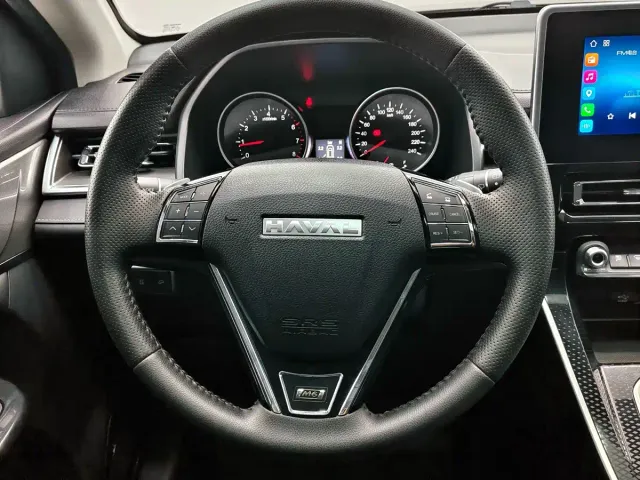 Haval M6 — Фото автомобиля 9