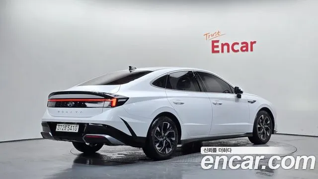 Hyundai Sonata — Фото автомобиля 2