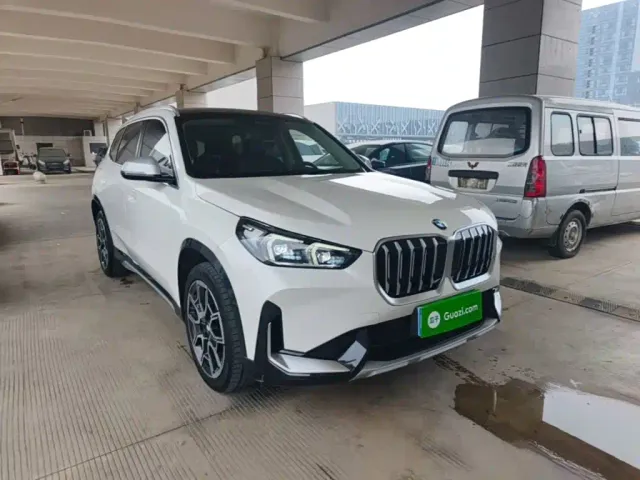 BMW X1 — Фото автомобиля 3