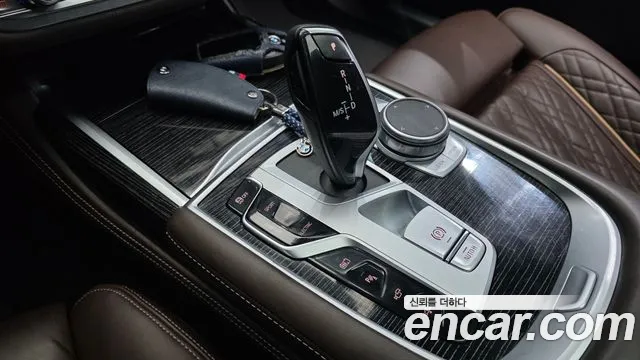 BMW 7 Series G11 — Фото автомобиля 9