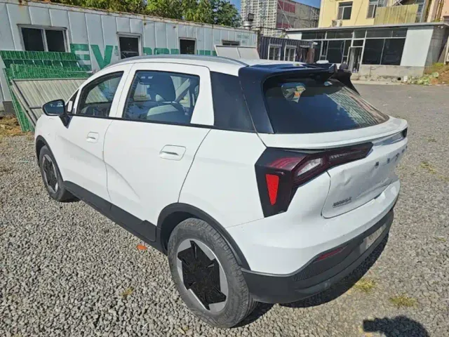Geely Geometry E Firefly — Фото автомобиля 4