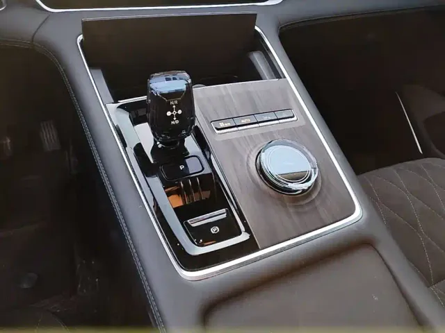 Geely Xingyue L — Фото автомобиля 13