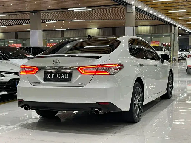 Toyota Camry 2023 2.5G Luxury Edition — Фото автомобиля 18