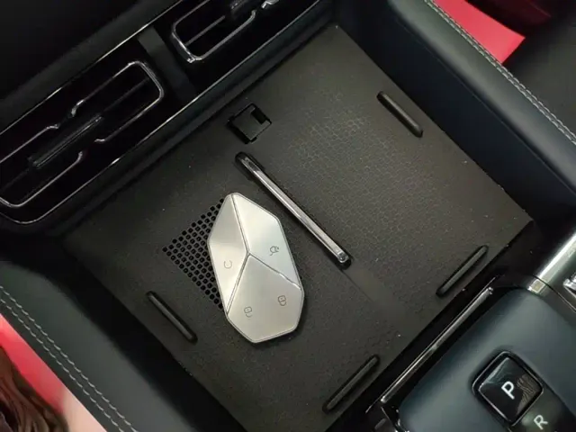 BYD FangChengBao Leopard 5 — Фото автомобиля 8
