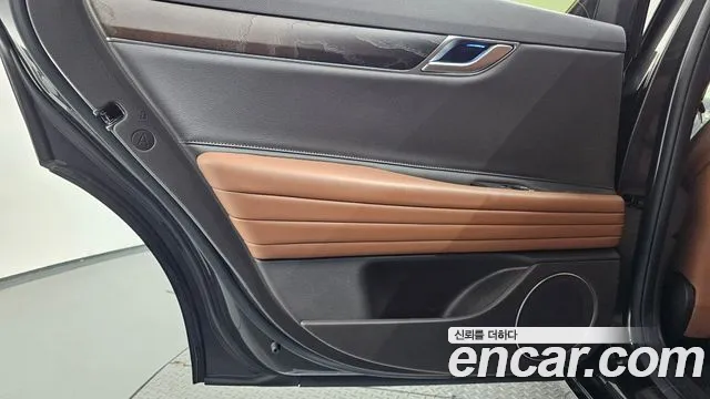 Genesis G80 RG3 — Фото автомобиля 14