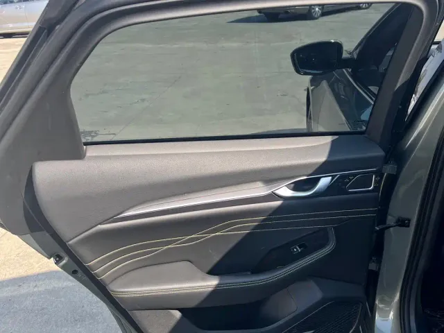 Geely Xingrui — Фото автомобиля 12
