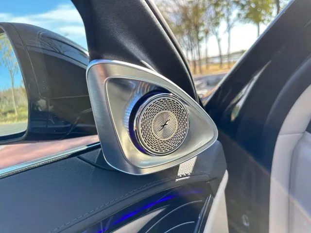 Mercedes-Benz S-Class — Фото автомобиля 4