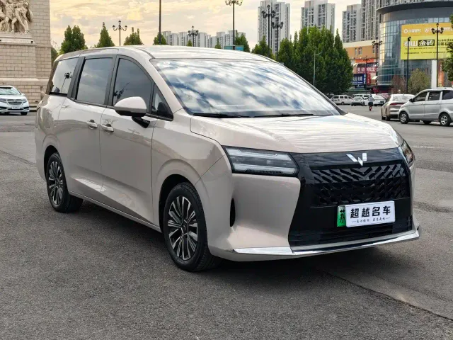Wuling Starlight 730 — Фото автомобиля 3