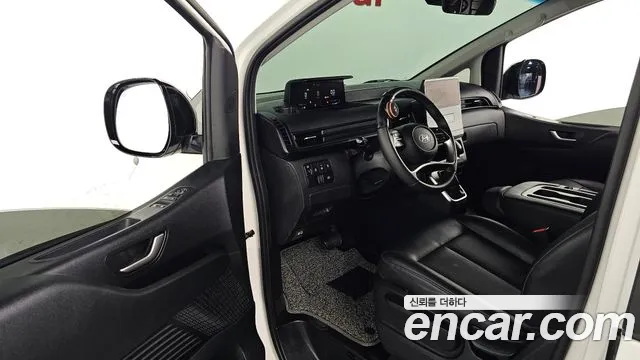 Hyundai Staria — Фото автомобиля 15