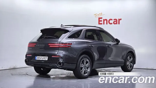 Genesis GV70 2.5T Бензин 2WD — Фото автомобиля 2