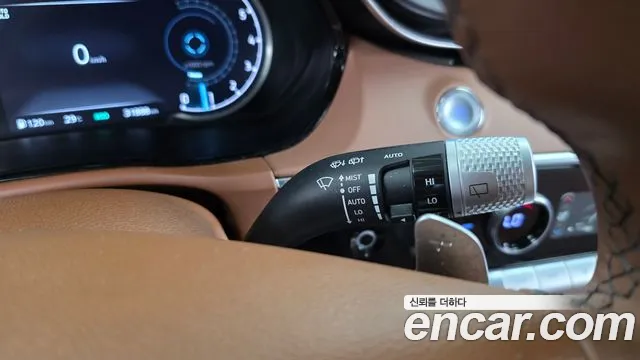 Genesis GV70 — Фото автомобиля 29